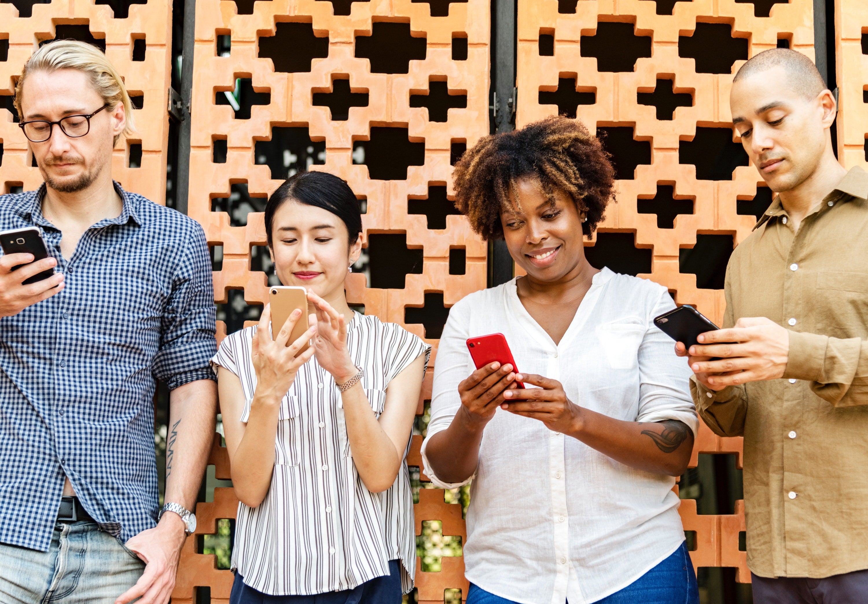 You won't believe how Gross your Phone is!